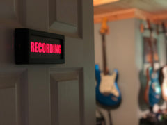 BusyBox On Air / Recording / Live Rechargeable LED Sign with Remote - Vintage Style Radio Cover - AxLabs