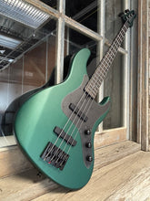 Brubaker JXB USA 4 Performance Series bass 2025 - Satin Meadow Green - AxLabs