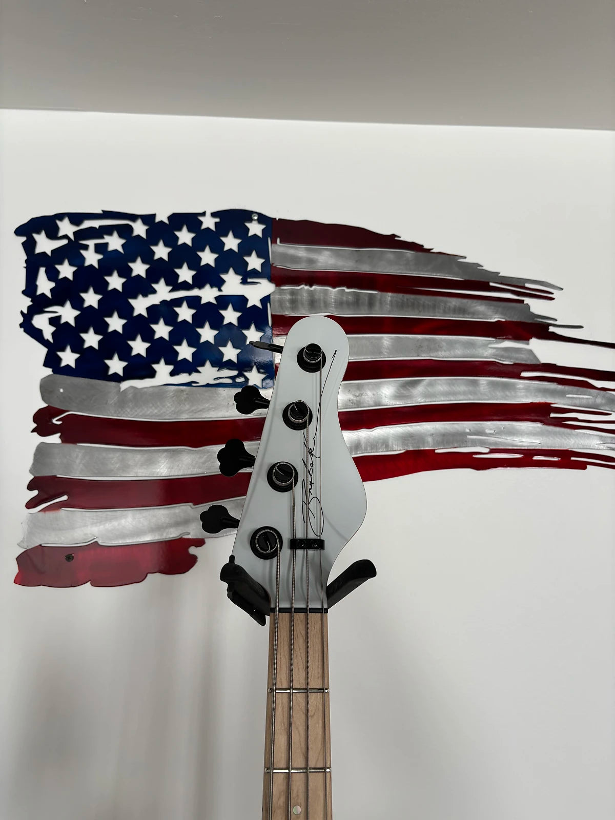 Brubaker JXB USA 4 Performance Series bass with BOB technology 2025 - Casablanca white