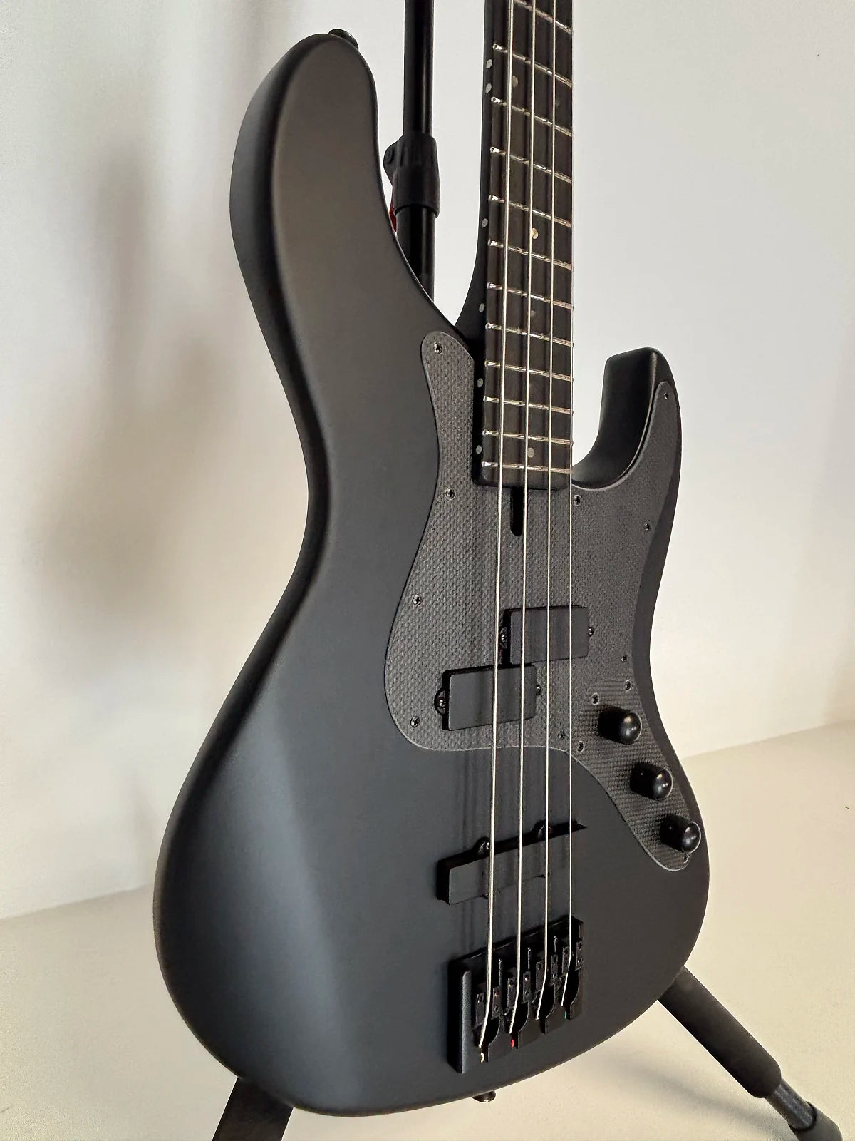 Brubaker JXB USA 4 Performance Series bass 2025 - Black satin
