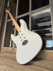 Brubaker JXB USA 4 Performance Series bass with BOB technology 2025 - Casablanca white