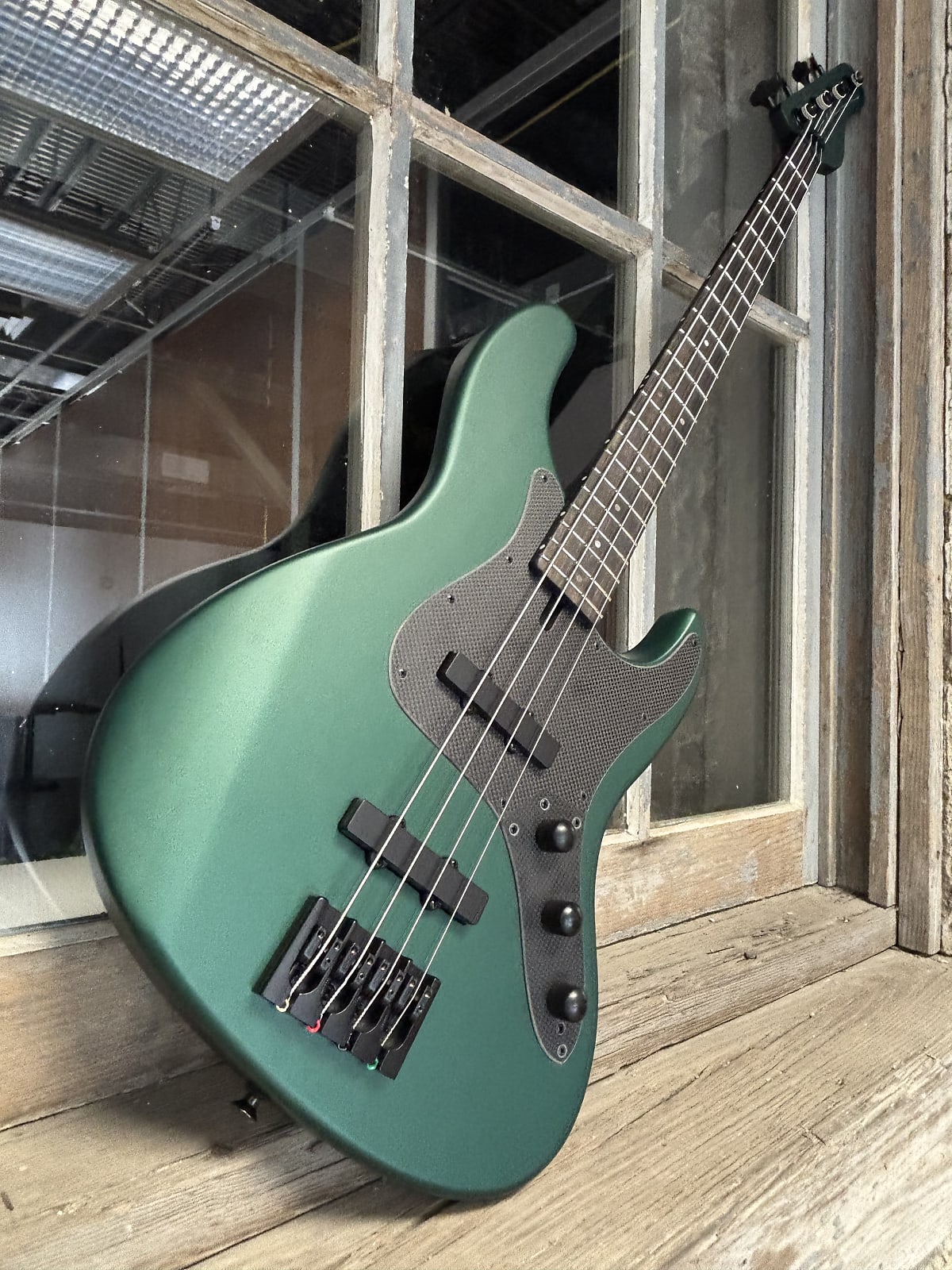 Brubaker JXB USA 4 Performance Series bass 2025 - Satin Meadow Green